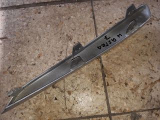 bontott OPEL ASTRA H Jobb első Lökhárító Díszléc