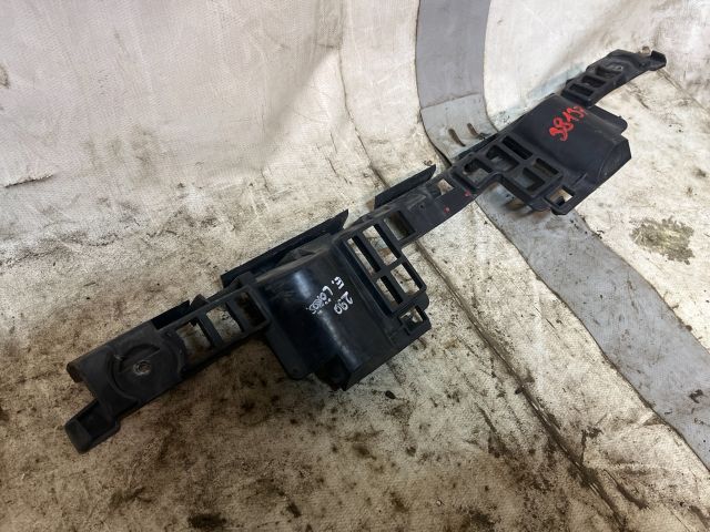 bontott OPEL ASTRA H Jobb első Lökhárító Tartó (Műanyag)