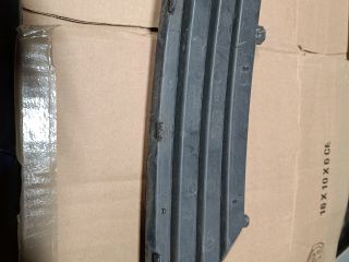 bontott OPEL ASTRA H Jobb első Lökhárító Vakborítás