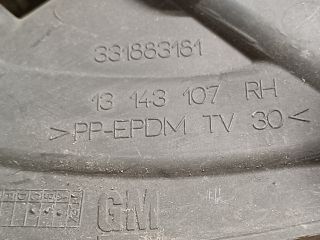 bontott OPEL ASTRA H Jobb első Oldal Lökhárító Tartó (Műanyag)