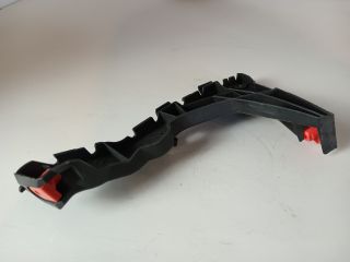 bontott OPEL ASTRA H Jobb első Oldal Lökhárító Tartó (Műanyag)