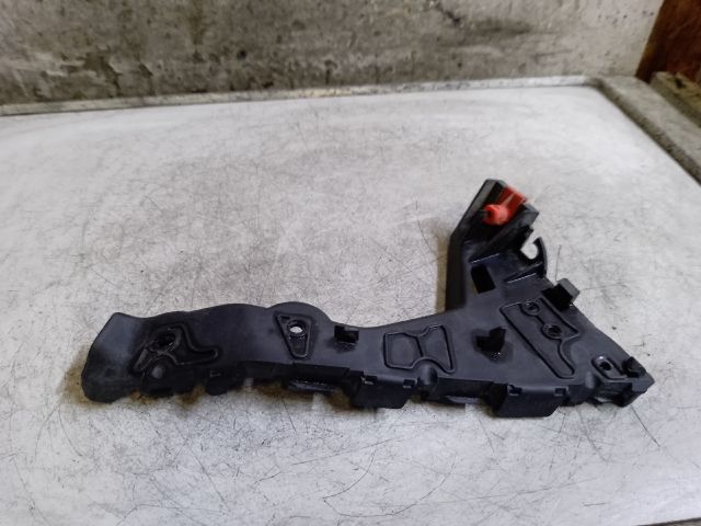 bontott OPEL ASTRA H Jobb első Oldal Lökhárító Tartó (Műanyag)