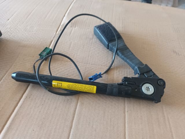 bontott OPEL ASTRA H Jobb első Övfeszítő