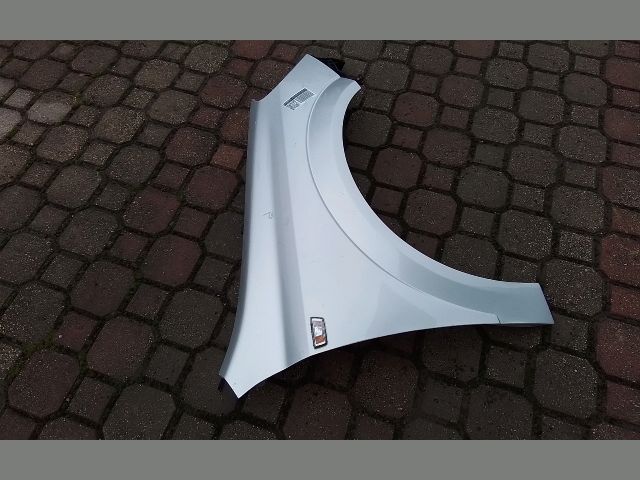 bontott OPEL ASTRA H Jobb első Sárvédő