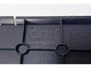 bontott OPEL ASTRA H Jobb első Tároló Rekesz Fedél