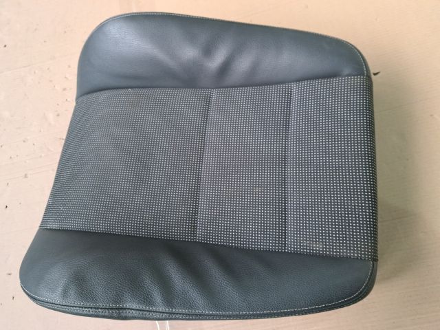 bontott OPEL ASTRA H Jobb első Ülés Kárpit