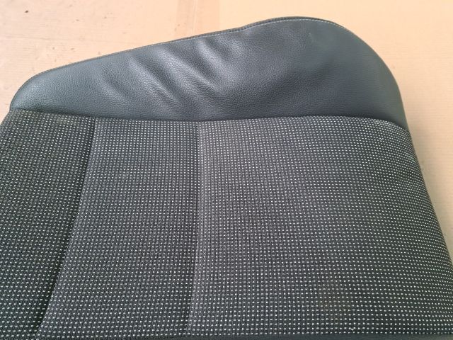 bontott OPEL ASTRA H Jobb első Ülés Kárpit