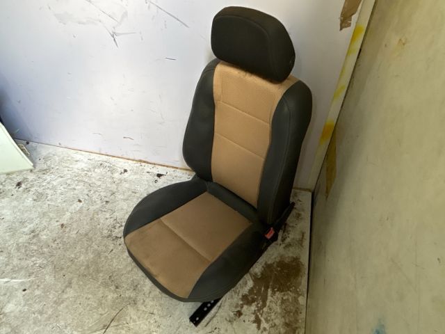 bontott OPEL ASTRA H Jobb első Ülés