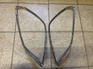 bontott OPEL ASTRA H Jobb Fényszóró Bajusz Díszléc