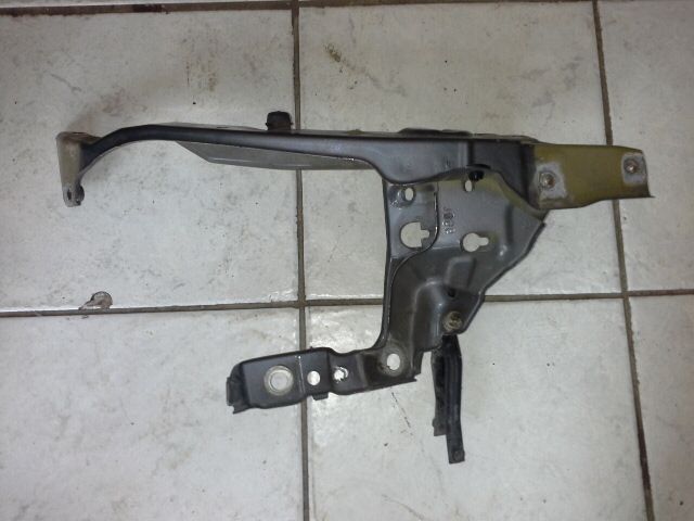 bontott OPEL ASTRA H Jobb Fényszóró Lámpakeret