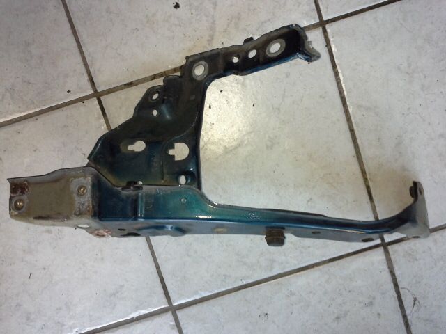 bontott OPEL ASTRA H Jobb Fényszóró Lámpakeret