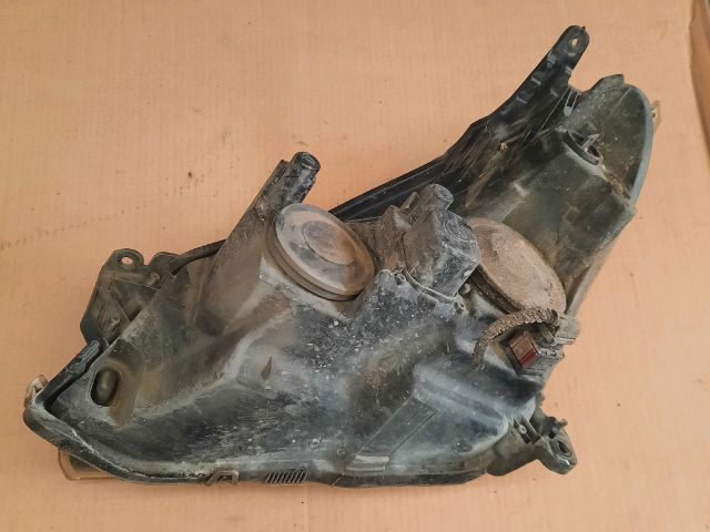 bontott OPEL ASTRA H Jobb Fényszóró