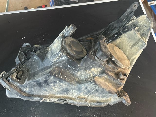 bontott OPEL ASTRA H Jobb Fényszóró