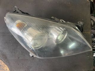 bontott OPEL ASTRA H Jobb Fényszóró