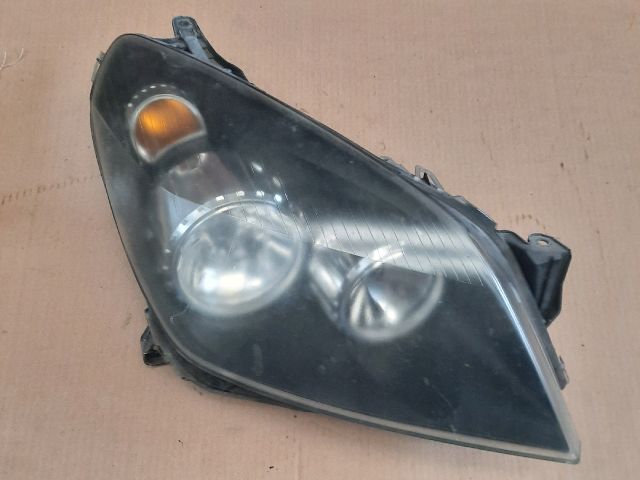 bontott OPEL ASTRA H Jobb Fényszóró