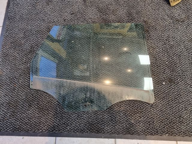 bontott OPEL ASTRA H Jobb hátsó Ablak