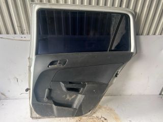 bontott OPEL ASTRA H Jobb hátsó Ajtó (Részeivel)