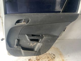 bontott OPEL ASTRA H Jobb hátsó Ajtó (Részeivel)