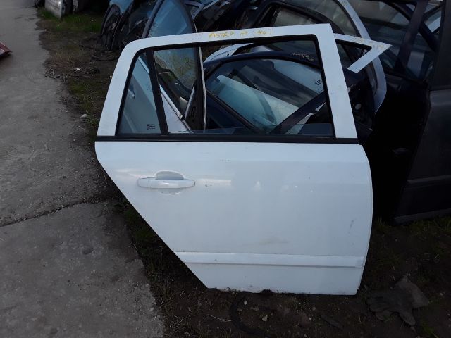 bontott OPEL ASTRA H Jobb hátsó Ajtó (Üres lemez)