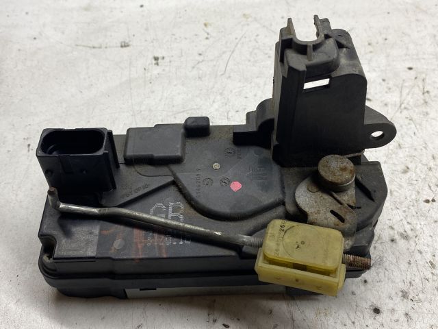 bontott OPEL ASTRA H Jobb hátsó Ajtózár