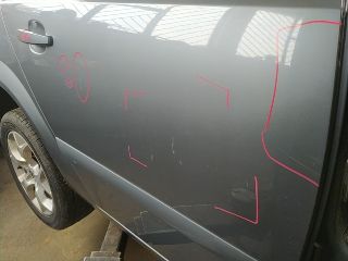 bontott OPEL ASTRA H Jobb hátsó Alsó Zsanér