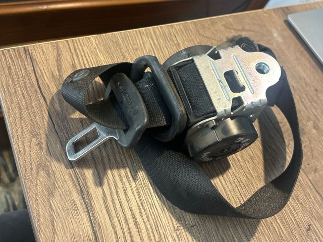 bontott OPEL ASTRA H Jobb hátsó Biztonsági Öv