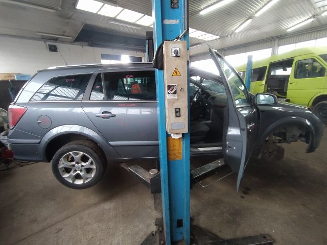 bontott OPEL ASTRA H Jobb hátsó Felső Zsanér