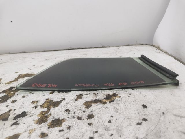 bontott OPEL ASTRA H Jobb hátsó Fixüveg (Ajtóban)