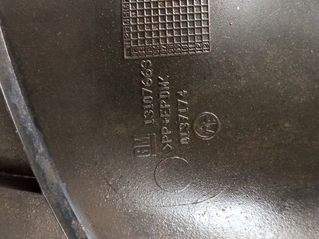 bontott OPEL ASTRA H Jobb hátsó Hátsó Dobbetét (Kerékjárati, Műanyag)