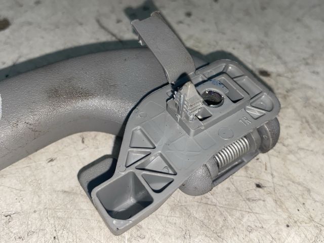 bontott OPEL ASTRA H Jobb hátsó Kapaszkodó (Felső)