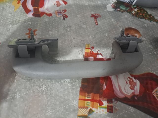 bontott OPEL ASTRA H Jobb hátsó Kapaszkodó (Felső)