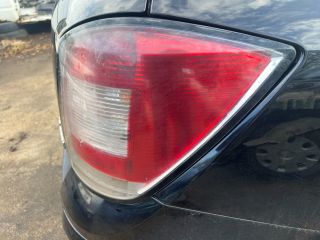 bontott OPEL ASTRA H Jobb Hátsó Lámpa
