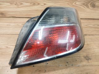 bontott OPEL ASTRA H Jobb Hátsó Lámpa