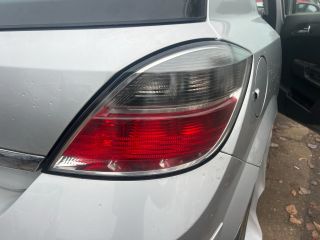 bontott OPEL ASTRA H Jobb Hátsó Lámpa