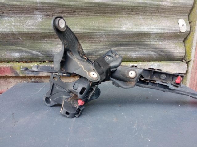 bontott OPEL ASTRA H Jobb hátsó Lökhárító Tartó (Műanyag)