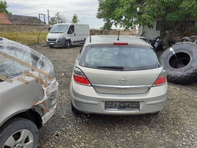 bontott OPEL ASTRA H Jobb hátsó Ülés