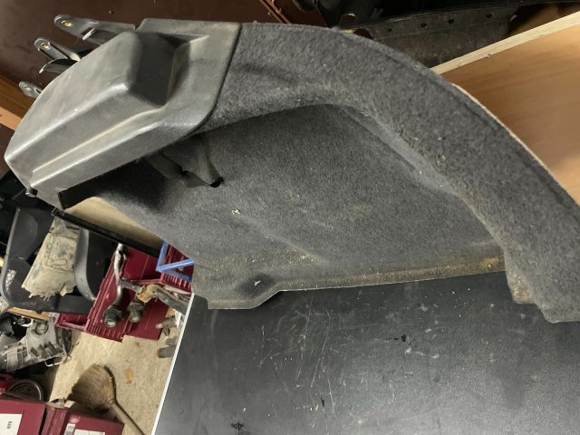 bontott OPEL ASTRA H Jobb Kalaptartó Tartó Konzol