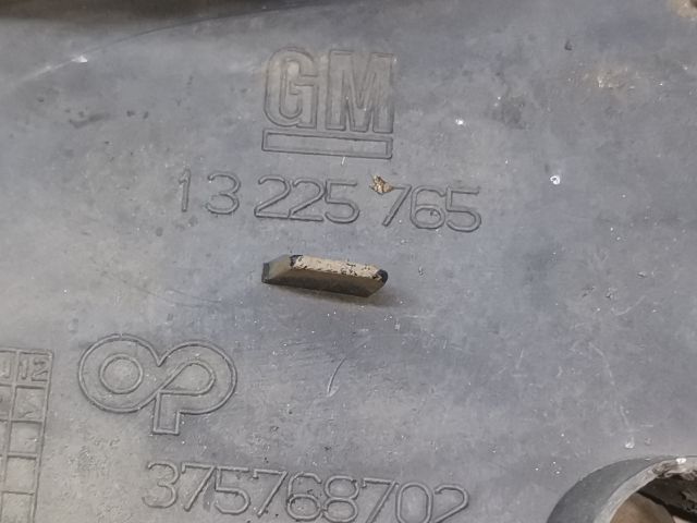 bontott OPEL ASTRA H Jobb Ködfényszóró Lámpakeret