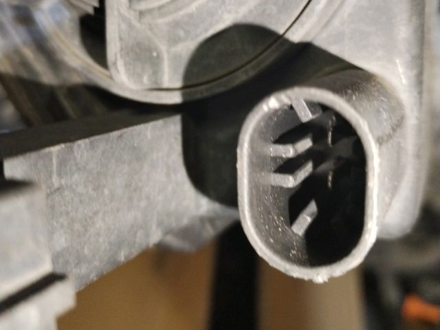 bontott OPEL ASTRA H Jobb Ködfényszóró