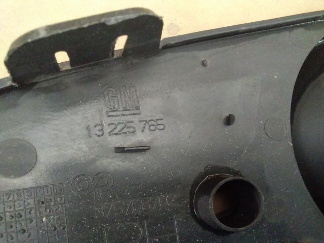 bontott OPEL ASTRA H Jobb Ködlámpa Rács