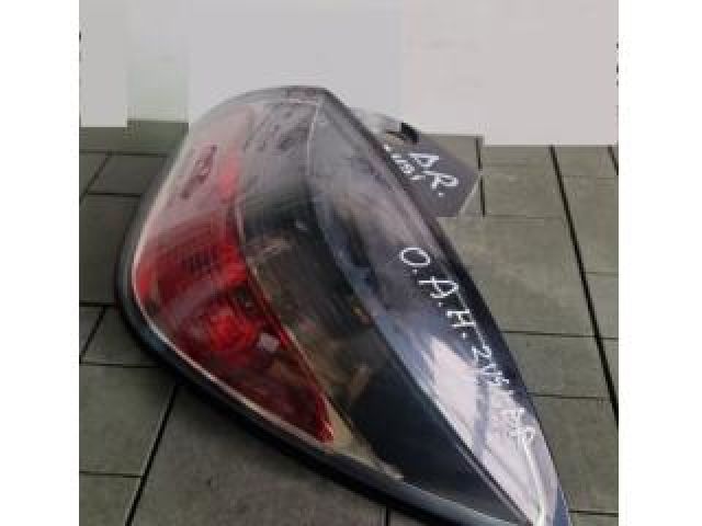 bontott OPEL ASTRA H Jobb Külső Hátsó Lámpa