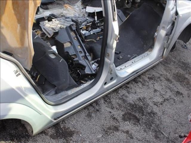 bontott OPEL ASTRA H Jobb Küszöb