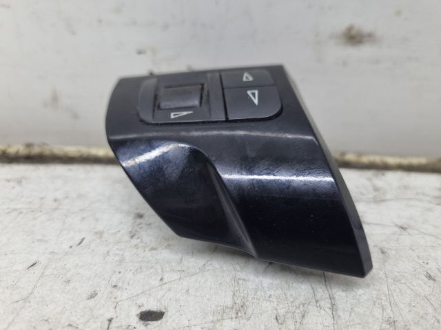 bontott OPEL ASTRA H Jobb Multikormány Kapcsoló