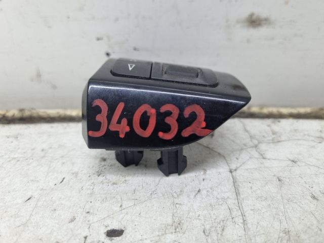 bontott OPEL ASTRA H Jobb Multikormány Kapcsoló