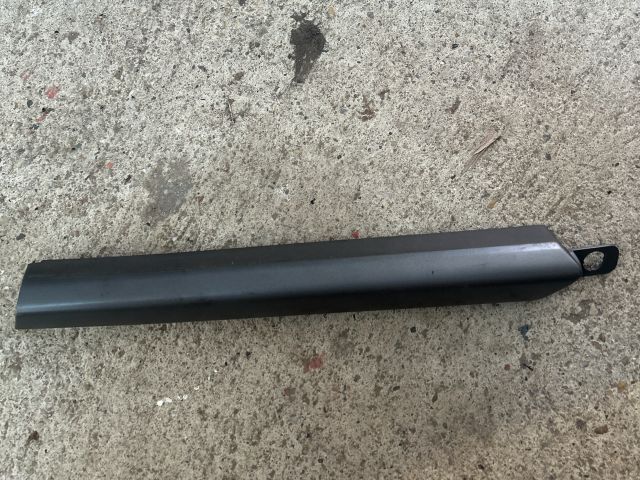 bontott OPEL ASTRA H Jobb Műszerfal Díszléc