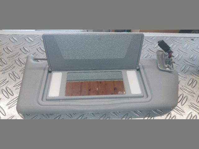 bontott OPEL ASTRA H Jobb Napellenző