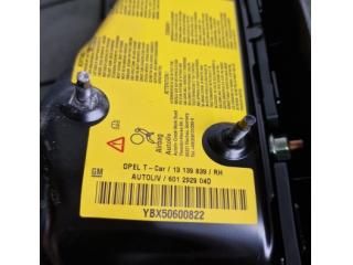 bontott OPEL ASTRA H Jobb Oldallégzsák