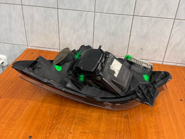 bontott OPEL ASTRA H Jobb Xenon Fényszóró