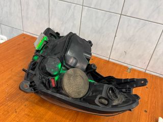 bontott OPEL ASTRA H Jobb Xenon Fényszóró