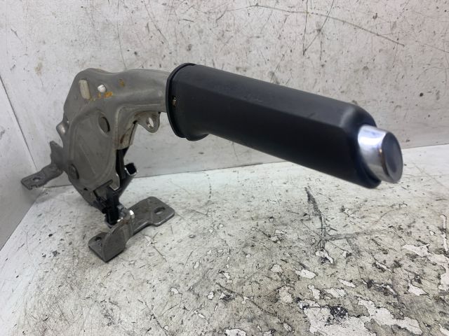 bontott OPEL ASTRA H Kézifék Kar